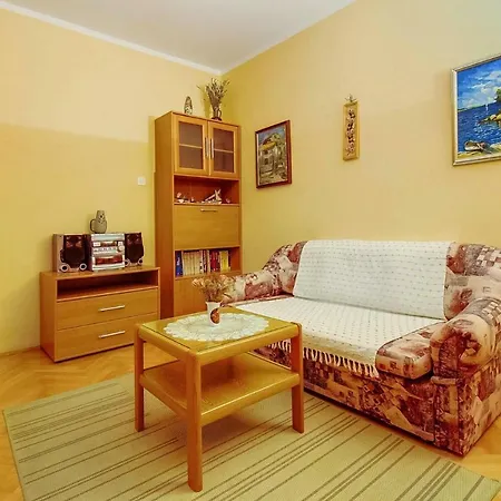Apartment Losinia 3 - Cin021007-cyb